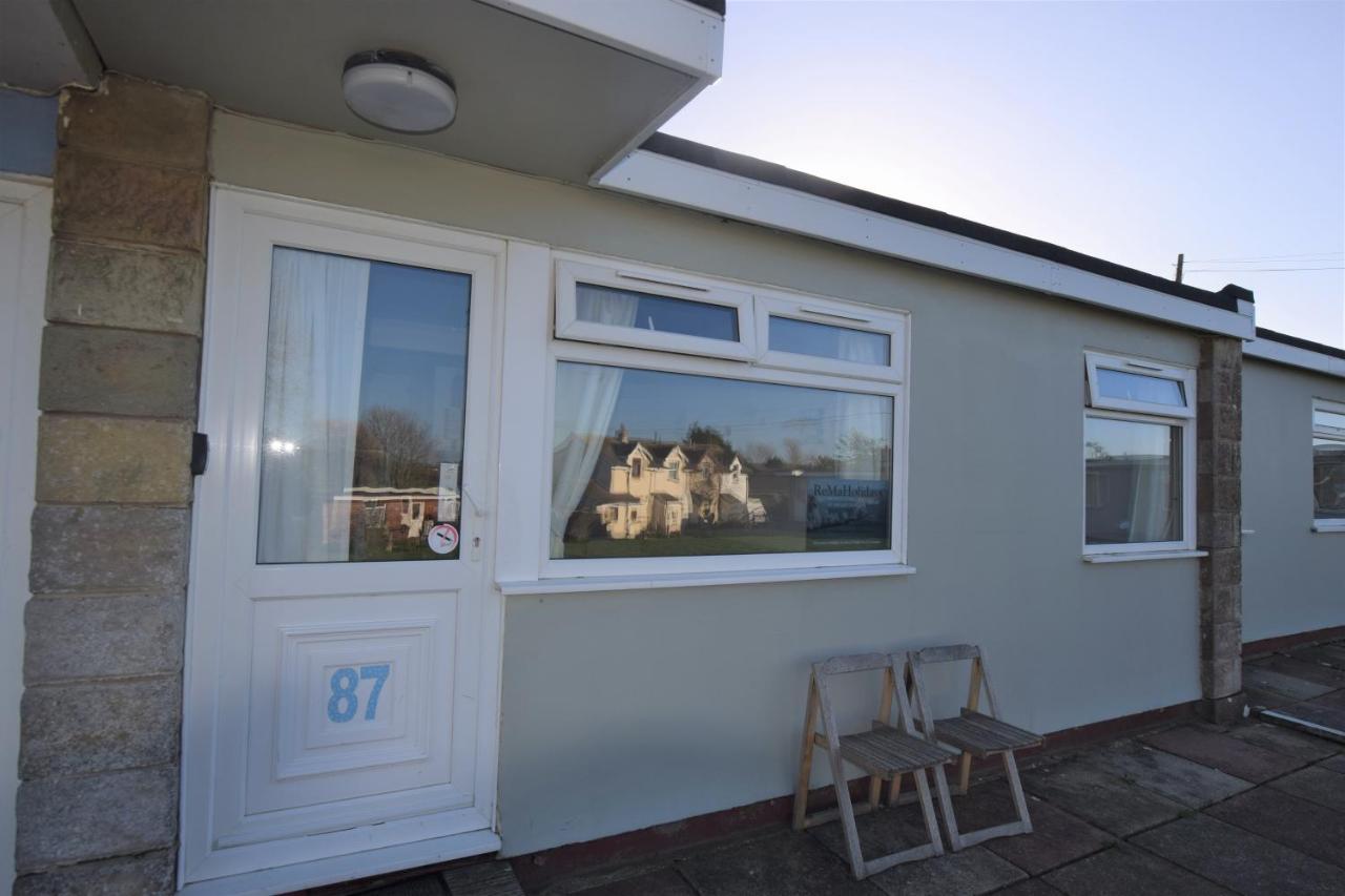 Chalet 87 Sandown Bay Holiday Centre Generous Money Off Ferry Crossing & Special Offer Until End Of June, September And Halloween Deals Now On Екстер'єр фото